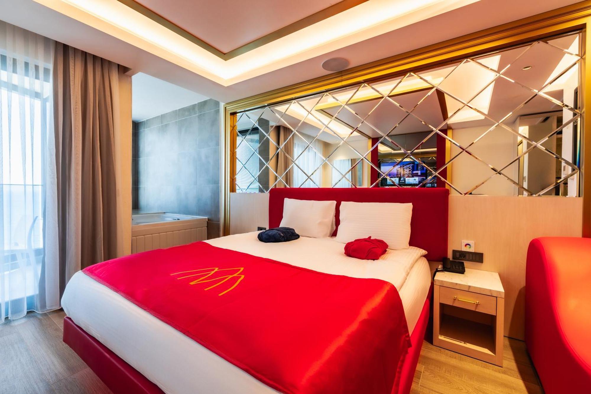 Granada Luxury Red Adult Only Hotel Аланя Екстериор снимка